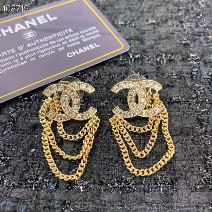 Chanel Earrings 802